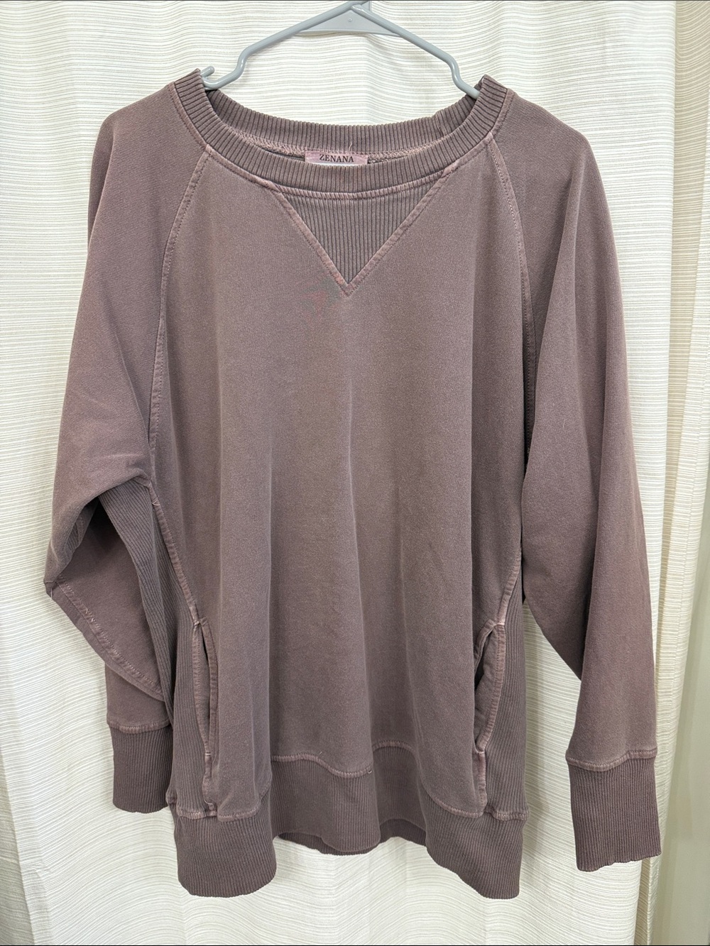 Zenana pigment dyed French Terry brown sweatshirt with pockets 1X NWT